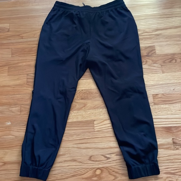 Garnet Hill Ruched Recycled Pants Relaxed Pull-On Elastic Waist Joggers A1 - Picture 8 of 8